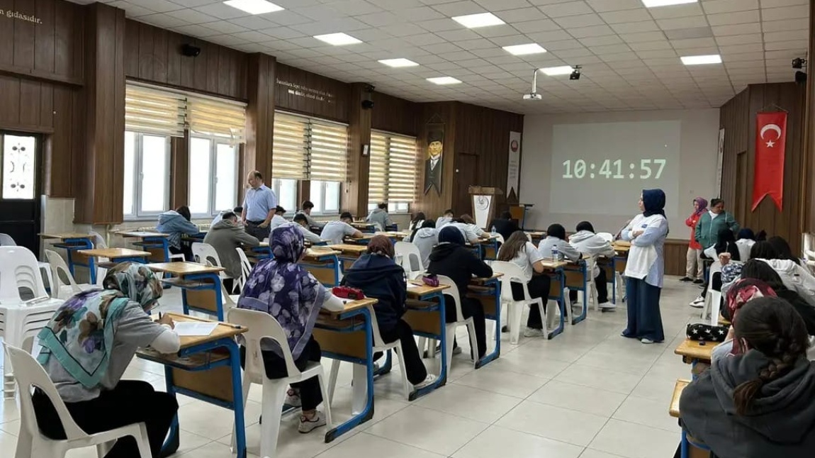 12. Sınıf Öğrencilerine Hazırbulunuşluk Sınavı 